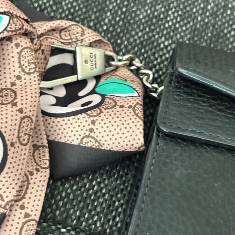 Gucci Black leather mini crossbody in original box w serial number. - Picture 3 of 14